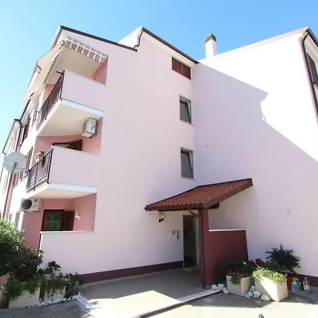 Concetta Appartamento Rovigno