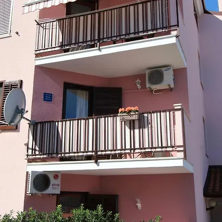 Concetta Apartment *